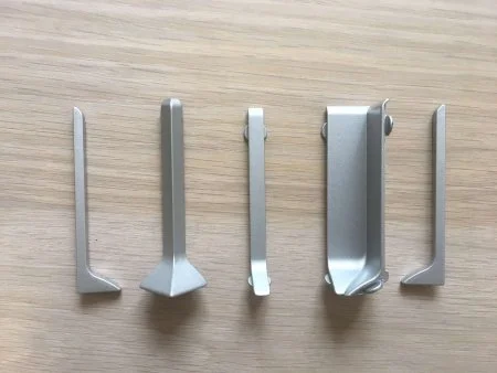 Заглушки для плинтуса ЭлитПроф Плоский 100 (Алюм) в Ульяновске