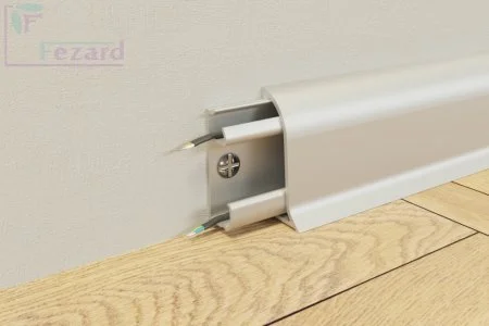 Алюминиевый плинтус Fezard Серебро 43х22х2,5м в Ульяновске