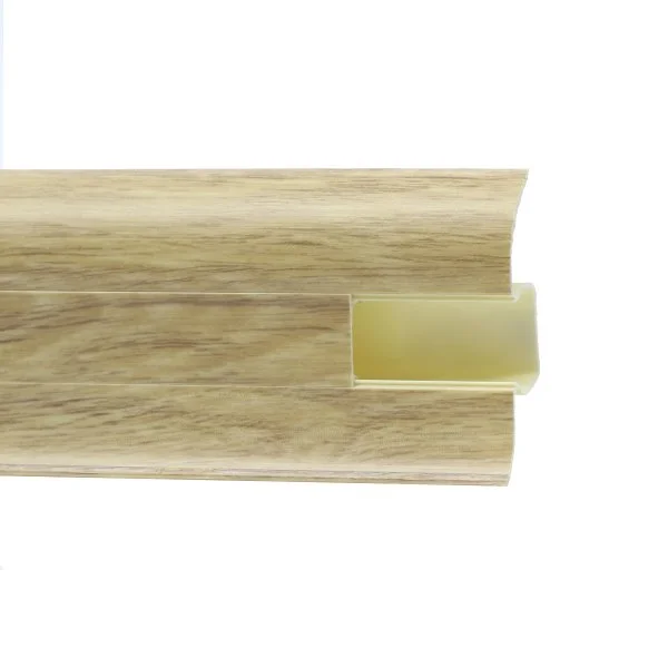 Пластиковый плинтус Royce №819 Дуб Летний (58х22х2200мм) в Ульяновске