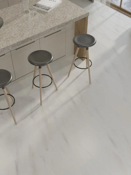 Ламинат Egger PRO 8/33 4V Large Aqua+ Мрамор Леванто белый EPL245 в Ульяновске