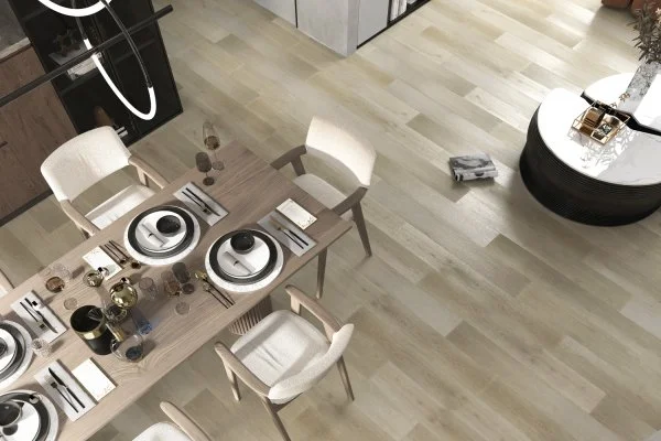 Кварц-виниловая плитка Refloor Fargo Comfort 1166-02 Дуб Спелый Миндаль (Градиент) в Ульяновске